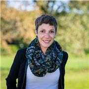 Prof de français & hypnothérapeute, passionnée par la santé mentale des jeunes. Recherche d’un poste alliant pédagogie & bien-être